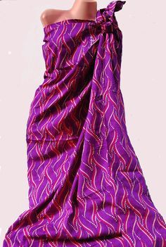 Malong | Fashion modern styles | Pinterest Mindanao Culture Clothes, Malong Malong Philippines, Colonial Philippines, Philippines Outfit, Philippine Culture, Philippine Fashion, Outfit Muslim, Zamboanga City, Filipino Clothing