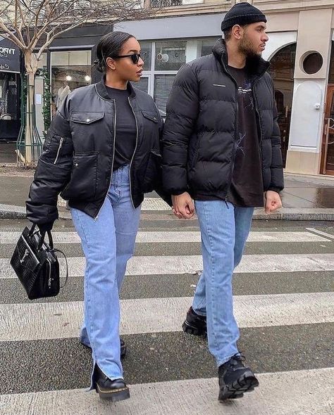 winter outfit Matching Sweatsuit Outfit Couples, Matching Winter Outfits For Couples, Couple Coordinating Outfits, Couple Fashion Matching, Matching Outfits For Couples Aesthetic, Fall Outfits For Couples, Matchy Outfit Couple, Couple Winter Outfits, Couples Outfits Matching