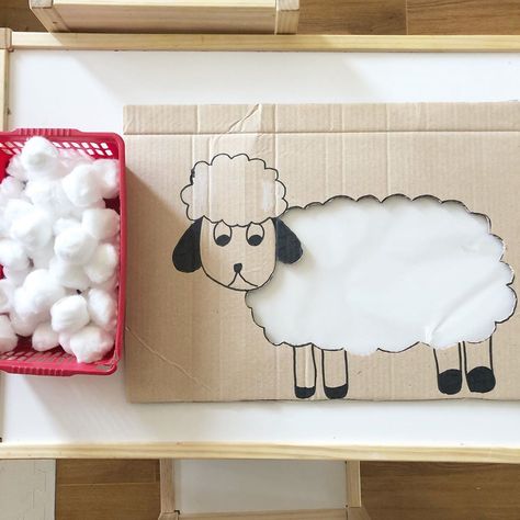 Farm Animals Activities, Wool Sheep, Farm Animal Crafts, Farm Craft, Farm Day, Preschool Planning, Montessori Toddler Activities, Farm Activities, Farm Crafts