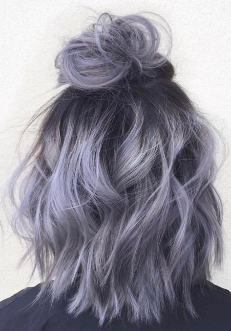 Ash Ombre, Silver Ombre Hair, Ombre Hair Color Ideas, Dark Ombre Hair, Grey Ombre Hair, Brunette Ombre, Dyed Hair Purple, Short Ombre, Short Ombre Hair