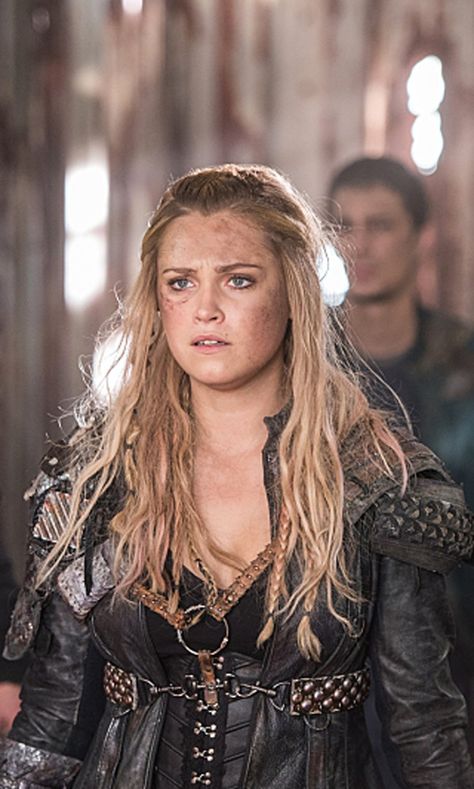 Season Finale Schedule: Find Out When Your Favorite Show Is Ending Clarke The 100, The 100 Poster, Lexa E Clarke, The 100 Characters, Lexa Y Clarke, Game Of Thrones Facts, Clarke And Lexa, Clarke Griffin, The 100 Clexa