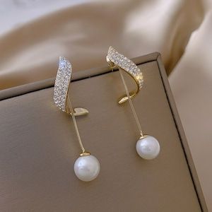 Silver Pearl Drop Earrings, Long Crystal Earrings, Claw Earrings, Earring Wedding, Wedding Earrings Drop, Pearl Dangle Earrings, Butterfly Earrings Stud, Gold Pearl Earrings, Classic Elegant