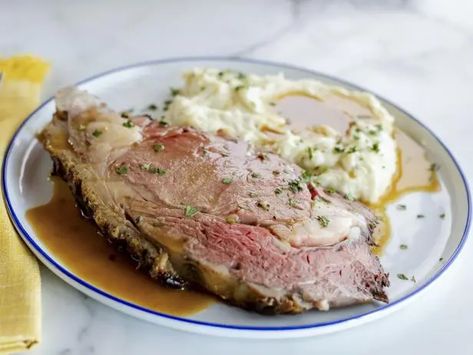 Boneless Prime Rib Recipe, Brown Sugar Coffee, Ree Drummond Recipes, Prime Rib Roast Recipe, Roasted Shallots, Boneless Ribs, Cream Gravy, Holiday Roasts, Rib Recipe