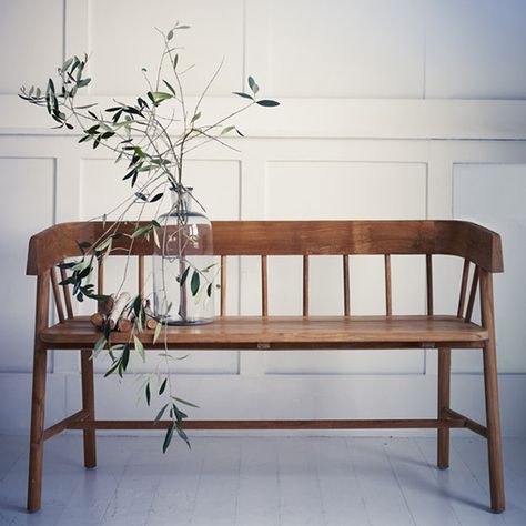 Mad About…10 Design Objects for the Garden | Urban Gardens Wooden Bench Seat, Design Blogs, Kitchen Benches, Wooden Bench, Garden Bench, Outdoor Bench, Objects Design, 인테리어 디자인, Garden Furniture