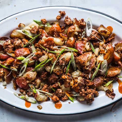 This paprika- and chile-spiked potato salad is equally delicious served warm or room temperature. Smashed Potato Salad, Chorizo Potato, Chorizo Salad, Protein Dinners, Scallions Recipes, Best Potato Salad Recipe, Potatoe Salad, Yummy Veggies, Potato Salads