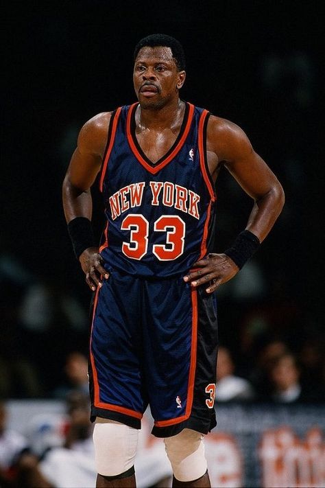 Patrick Ewing 24,815 Pts 90s Nba, Best Nba Players, Knicks Basketball, Patrick Ewing, Ny Knicks, Basketball Star, Basketball Design, Basketball Leagues, Nba Legends