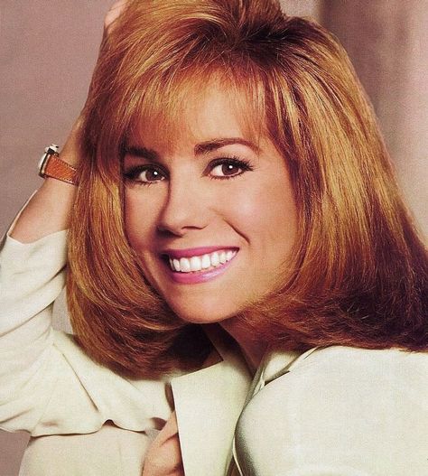 KATHY LEE GIFFORD Kathie Lee Gifford Hairstyles, Kathy Lee Gifford Hairstyles, Rene Russo, Kathie Lee Gifford, 80s Celebrities, Hoda Kotb, Hair Png, Glam Squad, Seinfeld