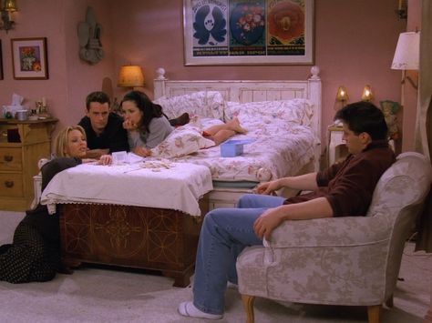 Monica And Joey, Friends Season 3, Monica Friends, Friends Monica, Friends Apartment, Monica And Chandler, 90s Tv Show, Friends Episodes, Friends Cast