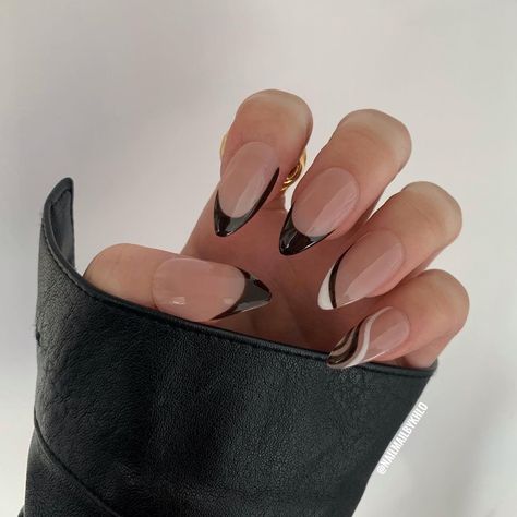 Edgy Nails, Short Almond, Minimal Nails, Almond Acrylic Nails, Cuticle Pusher, Mocha Brown, Dream Nails, Fire Nails, Pretty Acrylic Nails