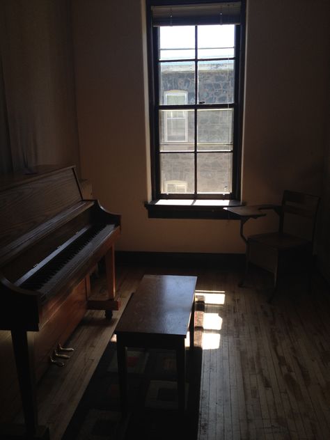 There are several piano practice rooms in tower hall. The music wing and that floor used to be the dormitories way back when Practice Room Music, Practice Room Aesthetic, Band Practice Room, Music Practice Room, Saint Scholastica, Teacher Goals, Practice Room, Ancient Houses, Piano Practice