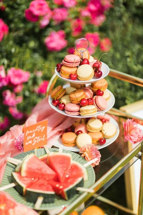 Citrus Brunch, Macaron Display, Orange And Pink Wedding, Spring Wedding Color Palette, Lunch Party, Bridal Shower Inspo, Citrus Wedding, Orange Party, Dessert Aux Fruits