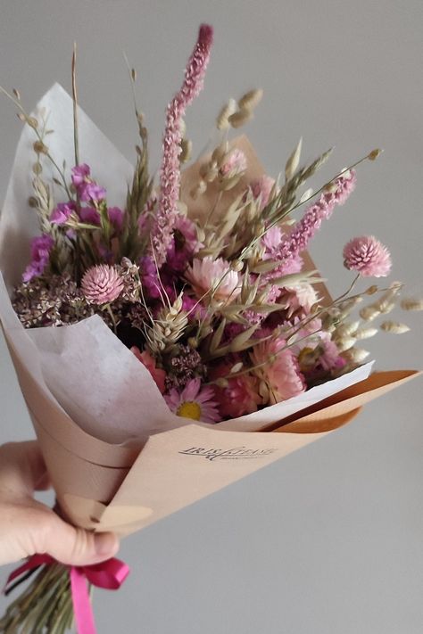 Dried Flower Bouquets, Small Vases, Seed Heads, Dried Flower Bouquet, Flower Bouquets, Dried Flower Arrangements, Natural Home, Small Vase, Dried Flower