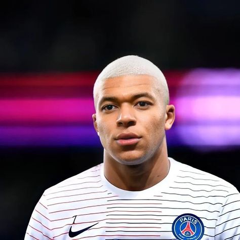 Mbappe Pink Hair, Football Husband, French Football Players, Aesthetic Football, Kylian Mbappe, Beach Volleyball, 인물 사진, Pink Hair, Football Players