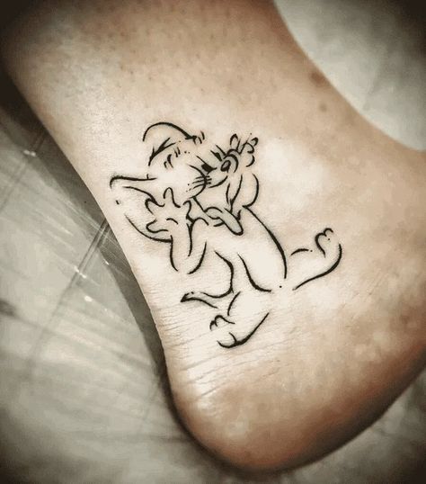 Jerry Tattoo Mouse, Tom Y Jerry Tattoo, Small Cartoon Tattoos, Tom And Jerry Tattoos, Tom And Jerry Tattoo Ideas, Tom And Jerry Tattoo Design, Tom And Jerry Tattoo, Disney Couple Tattoos, Snail Tattoo