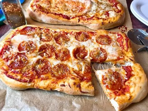 Rhodes Bread Dough Recipes, Dough Pizza Recipe, Fresh Dough Pizza, Easy Bread Dough, Frozen Bread Dough Recipes, Rhodes Bread Dough, Rhodes Bread, Frozen Rolls, Dough Pizza