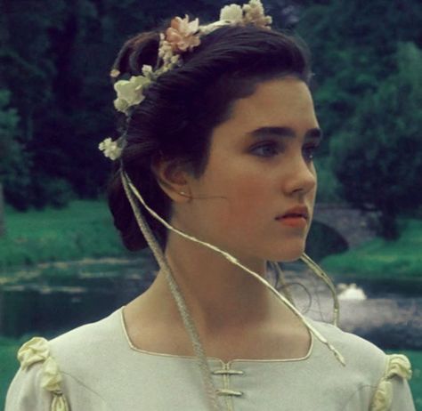 Labyrinth, is the best Sarah Labyrinth, Labyrinth 1986, Labyrinth Movie, Goblin King, I Love Cinema, Jennifer Connelly, Princess Aesthetic, Fantasy Movies, Jim Henson