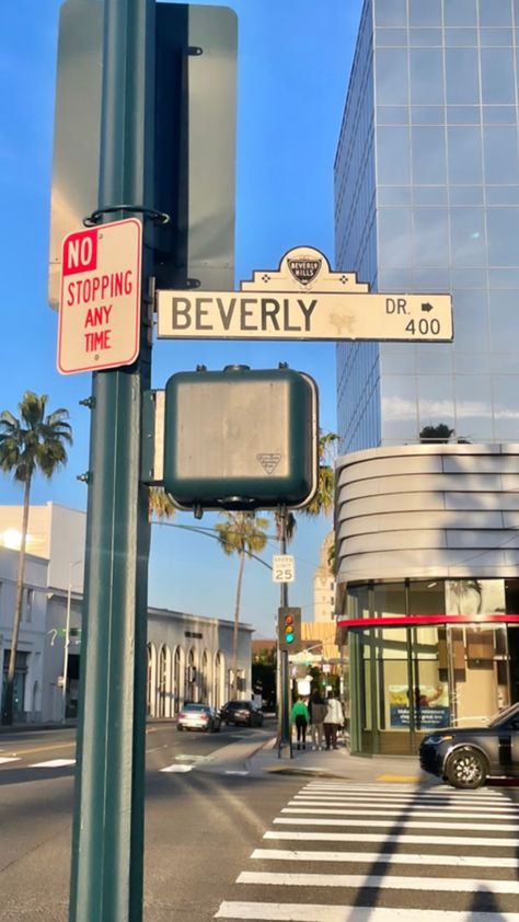 beverly hills rodeo drive aesthetic sign street california los angeles Beverly Hills Aesthetic Wallpaper, Beverly Hills Astethic, Los Angeles Vintage Aesthetic, Beverly Hills Wallpaper, California Aesthetic Hollywood, Beverly Hills Aesthetic, Los Angeles Neighborhood Aesthetic, Beverly Hills Rodeo Drive, Los Angeles On Film