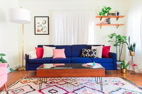 This comprehensive home staging checklist will help you make your home look its best when you're selling. Staging a home for sale? Get tips at HouseLogic. Blue Couch Living, Blue Sofa Living, Blue Sofas Living Room, Blue Couch Living Room, Blue Couch, Colourful Living Room, Eclectic Living Room, Room Deco, Sofa Colors