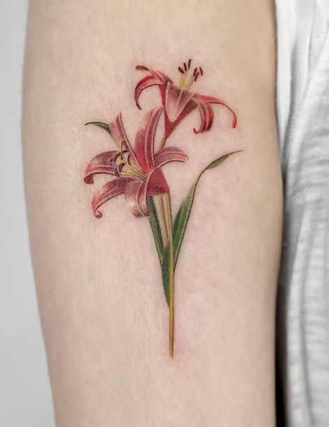 Daylily Tattoo, Tiger Lily Tattoo, 88 Tattoo, Lily Tattoo Meaning, Tiger Lily Tattoos, Lily Tattoos, Flower Leg Tattoos, Orange Lily, Flower Tattoo Meanings