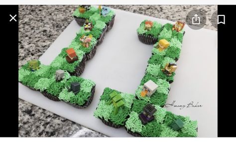 Minecraft Number Cake, Minecraft 8 Cake, Number 8 Minecraft Cake, Minecraft Cupcakes, 7 Cake, Pull Apart Cupcake Cake, Pull Apart Cake, Pull Apart Cupcakes, Minecraft Birthday Party