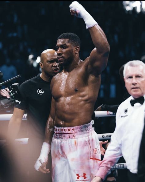 Anthony Joshua Wallpaper, Boxing Anthony Joshua, Mighty Mike, Boxing Images, Heavyweight Boxing, Boxing Posters, Anthony Joshua, Boxing Champions, O2 Arena