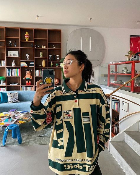 Peggy Gou Outfit, Golf Wang Outfit, Peggy Gou Style, Culture Drawing, Peggy Gou, Polo Pullover, Rugby Polo, Future Outfit, Cactus Plant