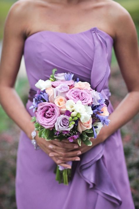 Peach And Lilac Wedding, Peach And Purple Wedding, Wedding Bridesmaid Bouquets, Purple And Peach, Peach Bridesmaid, Lilac Bridesmaid, Peach Bouquet, Gorgeous Bouquet, Purple Bouquets