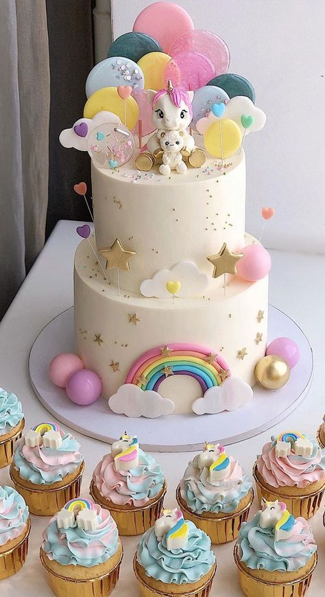 37 Pretty Cake Ideas For Your Next Celebration : Ombre cake with lollipops Birthday Cakes Pastel, Girls First Birthday Cake, Half Birthday Cakes, My Little Pony Cake, Birthday Cake For Husband, Baby First Birthday Cake, Little Pony Cake, Birthday Cake With Photo, Pony Cake