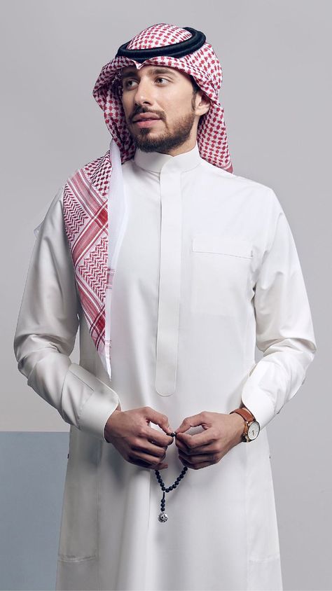 Arabic Outfit Men, Thobes Men Arab, Kanzu Wear, Jubbah Men, Arabic Clothes, Thobes Men, Saudi Style, Arabic Outfit, Gents Wear