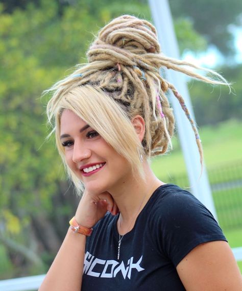 30 Creative Dreadlock Hairstyles for Women to Wear in 2020 - Hair Adviser Dreadlock For White Women, Dreds Locs Women Styles, Hairstyles With Dreads For Women, Braided Dreads For Women, Dred Locks Hair Styles For Women, Cute Dreadlocks Hairstyles, Dredlocs Style Woman, Older Woman Dreadlocks, Dreadlock Hairstyles For Women