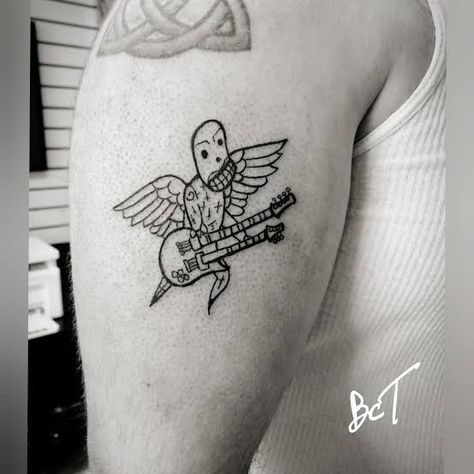 Sonic Flash Tattoo, Guitar Hero Tattoo, Stone Temple Pilots Purple, Hardcore Tattoos, Dark Tattoos For Men, Musician Tattoo, Bullet Tattoo, Black Work Tattoo, Hero Tattoo