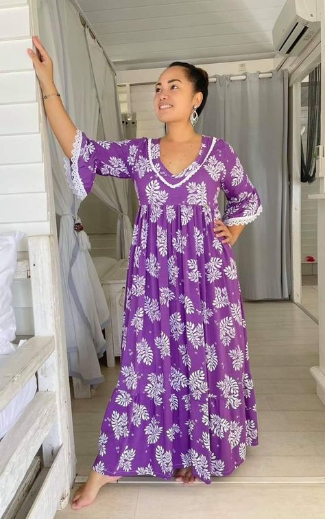 Muumuu Dress Pattern, Polynesian Dresses, Samoan Puletasi, Tahitian Dress, Dress Hawaiian Style, Hawaiian Muumuu, Island Style Clothing, Polynesian Dress, African Bridesmaid Dresses