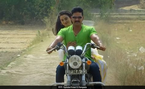 Pawan Singh and Akshara Singh's pairing created a buzz on YouTube, Saiyaan Celebrity had a whole lot of romance and motion Check more at https://dotnewstv.in/pawan-singh-and-akshara-singhs-pairing-created-a-buzz-on-youtube-saiyaan-celebrity-had-a-whole-lot-of-romance-and-motion/ Pawan Singh, Motion, Romance, Celebrities