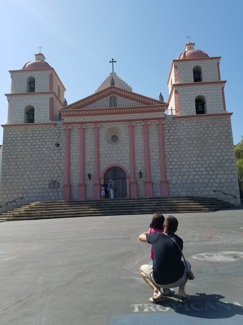 Mission Santa Barbara Free Activity Sheet and tour Old Mission Santa Barbara, California Missions Project, Santa Barbara Mission, Mission Projects, Saint Joan Of Arc, California Missions, Catholic Pictures, San Nicolas, Santa Barbara California