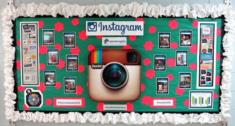 Instagram Bulletin Board, Unique Bulletin Board Ideas, School Library Bulletin Boards, Library Bulletin Board, Teacher Bulletin Boards, High School Library, Library Bulletin Boards, Back To School Bulletin Boards, School Displays