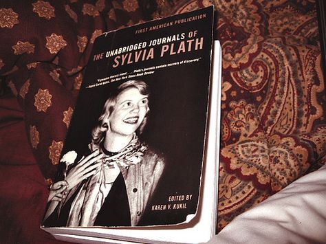 The Unbridled Journals Of Sylvia Plath, Academe Aesthetic, Journals Of Sylvia Plath, Silvia Plath, Current Aesthetic, Lizzy Grant, Room Of One's Own, Spotify Playlists, Journal Book