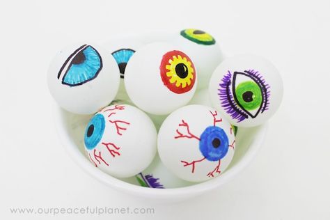 How to Make a Fun Monster Eye Pong Party Game Halloween Games Activities, Cootie Catcher, Creepy Eyes, Monster Games, Monster Eyes, Ping Pong Balls, Sharpie Markers, Red Cups, Beer Pong