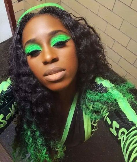 Naomi Wwe Makeup, Naomi Wwe, Trinity Fatu, Wwe Women, Step Moms, Wwe, Halloween Face Makeup, Makeup, Make Up