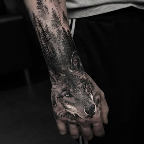 Wolf On Hand Tattoo, Animal Hand Tattoos For Guys, Hand Tattoos Wolf, Wolf Tree Tattoo, Hand Wolf Tattoo, Wolf Tattoo Hand, Wolf Tattoo On Hand, Animal Hand Tattoo, Life Tattoo Sleeve