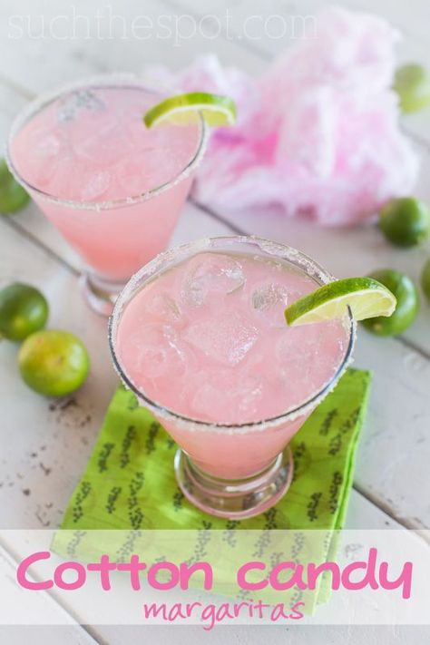 Cotton candy margaritas Cocktail Rose, Pink Cocktails, Cocktail Sauce, Boozy Drinks, Fancy Drinks, Cream Soda, Margarita Recipes, Alcohol Drink Recipes, Drinks Alcohol Recipes