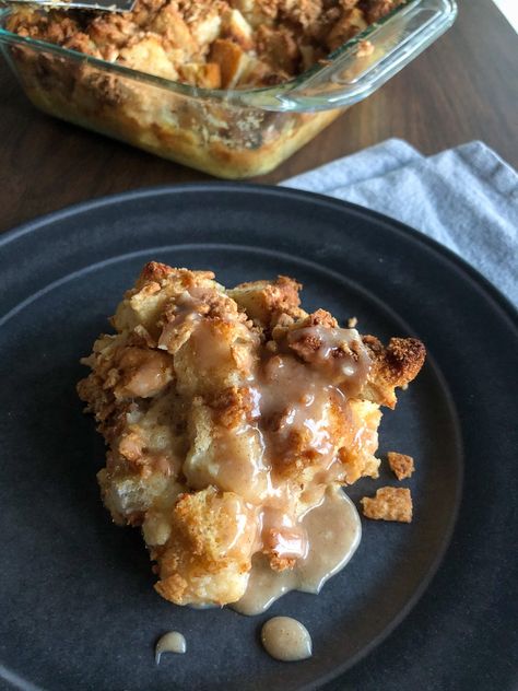 Cinnamon Toast Bread Pudding, Recipes Using Cinnamon Toast Crunch, Cinnamon Toast Crunch Recipes, Cereal Recipes Desserts, Cinamon Toast, Basic Bread Pudding, French Toast Cereal, Cinnamon Pudding, Cereal Bread