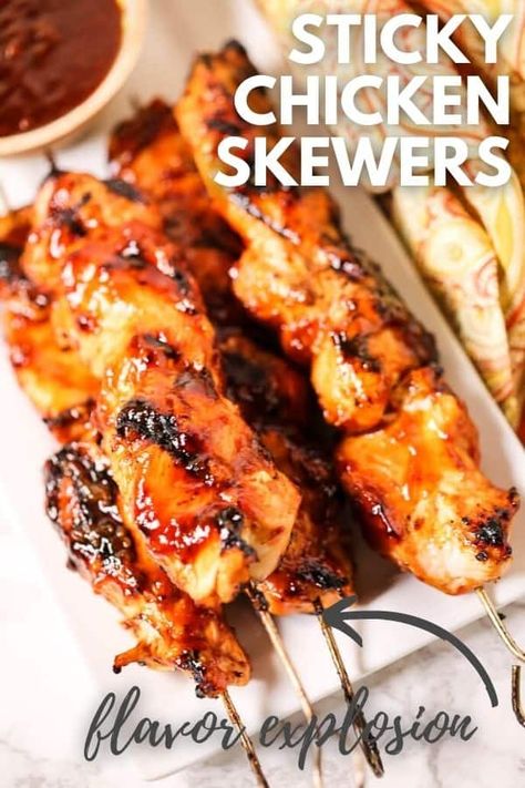 Grilled Chicken Breast Marinade, Kebab Marinade, Kabob Marinade, Chicken Breast Marinade, Grilled Chicken Kabobs, Chicken On A Stick, Grilled Chicken Skewers, Grilled Chicken Breast, Sticky Chicken