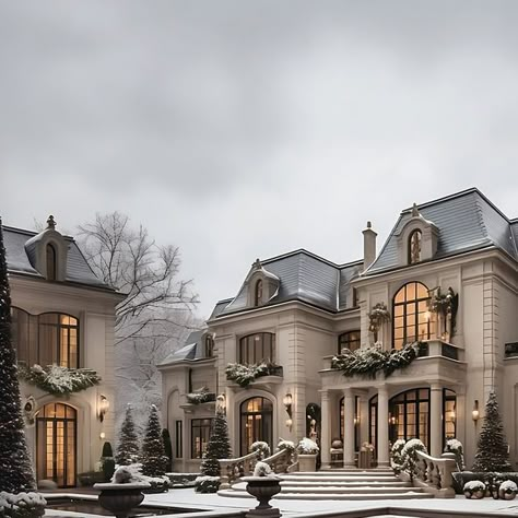 Modern Chateau House, 2023 Architecture, Interior Designer Aesthetic, Mansion Interior Design, White Mansion, Nyc House, Two Story House Design, Mansion Exterior, Houses Mansions