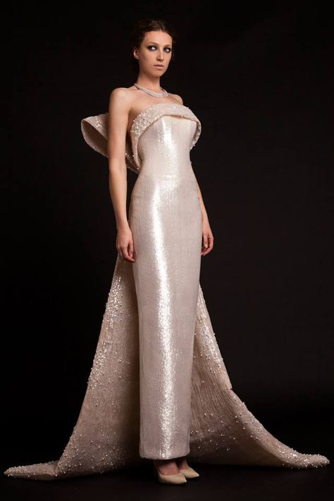 Gorgeous Designs From Krikor Jabotian Couture Wedding Gowns | PreOwned Wedding Dresses Krikor Jabotian, Couture Wedding Gowns, Preowned Wedding Dresses, Fashion Friday, Couture Designers, Couture Wedding, Couture Gowns, Fall Fashion Outfits, Ladies Dress Design