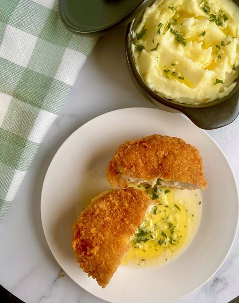 Chicken Kiev with Mashed Potatoes Chicken Kiev Recipe, Chicken Kiev, Happy Cooking, A Chicken, The 80's, My Childhood, Garlic Butter, Classic Food, Chicken Thighs