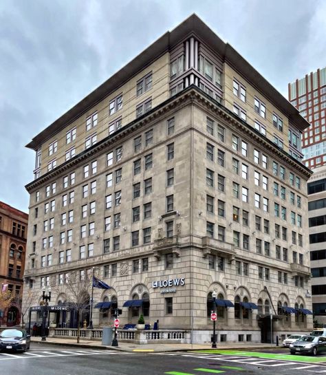 Boston Police Department Headquarters – Loews Boston // 1925 – Buildings of New England Headquarters Architecture, Police Department Office, Boston Police Department, Old Boston, Headquarters Building, Blue Lantern, Revival Architecture, Back Bay, Small Buildings