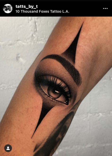 Evil Eye Tattoo Realistic, Chicano Eye Tattoo, Gf Eyes Tattoo, Eyes Tattoo Men, Eye Tattoos For Women, Girlfriend Eyes Tattoo, Payasa Tattoo, Ojo Tattoo, Realistic Eye Tattoo