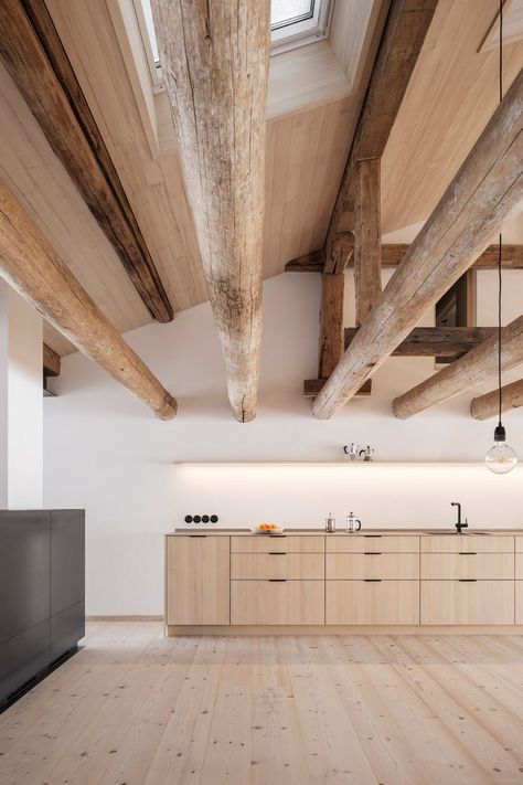 designboom on Twitter: "hafner bau converts historic german farmhouse into minimalist house that blends old + new https://t.co/rzdwXqa9g1… " Pine Wood Flooring, Hanging Light Bulbs, Container Architecture, Tiny Cabin, Wooden Beams, Wood Beams, Terrace House, Contemporary Architecture, Container House