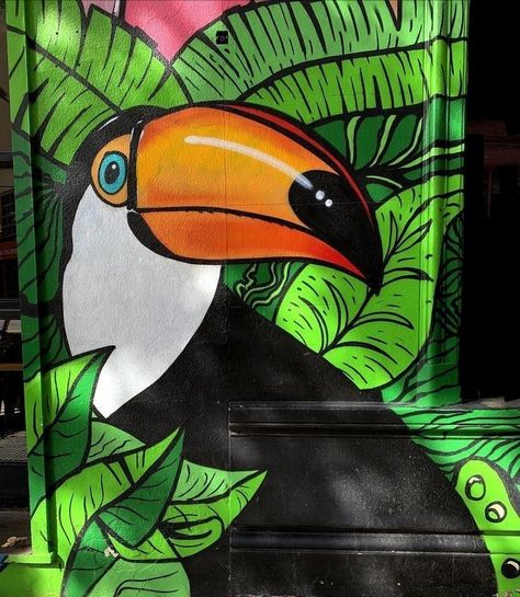 Castle Mural, Toucan Art, Jungle Mural, Acrylic Art Projects, Wall Art Diy Paint, Diy Wall Painting, Wall Murals Painted, Graffiti Murals, Deco Originale