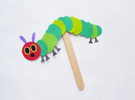 The very hungry caterpillar puppet Hungry Caterpillar Puppet, Caterpillar Puppet, Very Hungry Caterpillar Craft, Caterpillar Craft Preschool, The Very Hungry Caterpillar Activities, Hungry Caterpillar Craft, Hungry Caterpillar Activities, Puppet Craft, Caterpillar Craft